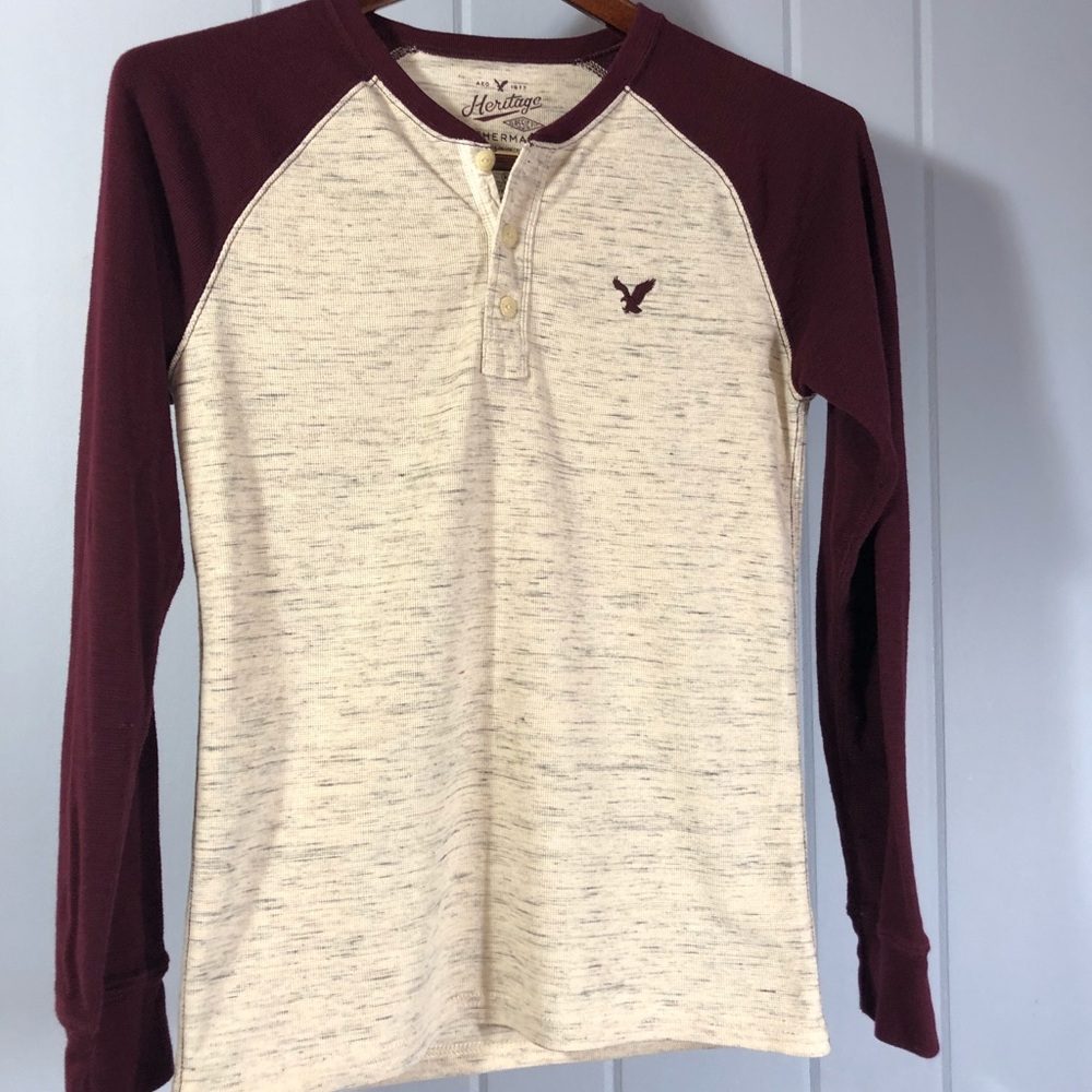 American Eagle long sleeve T-shirt